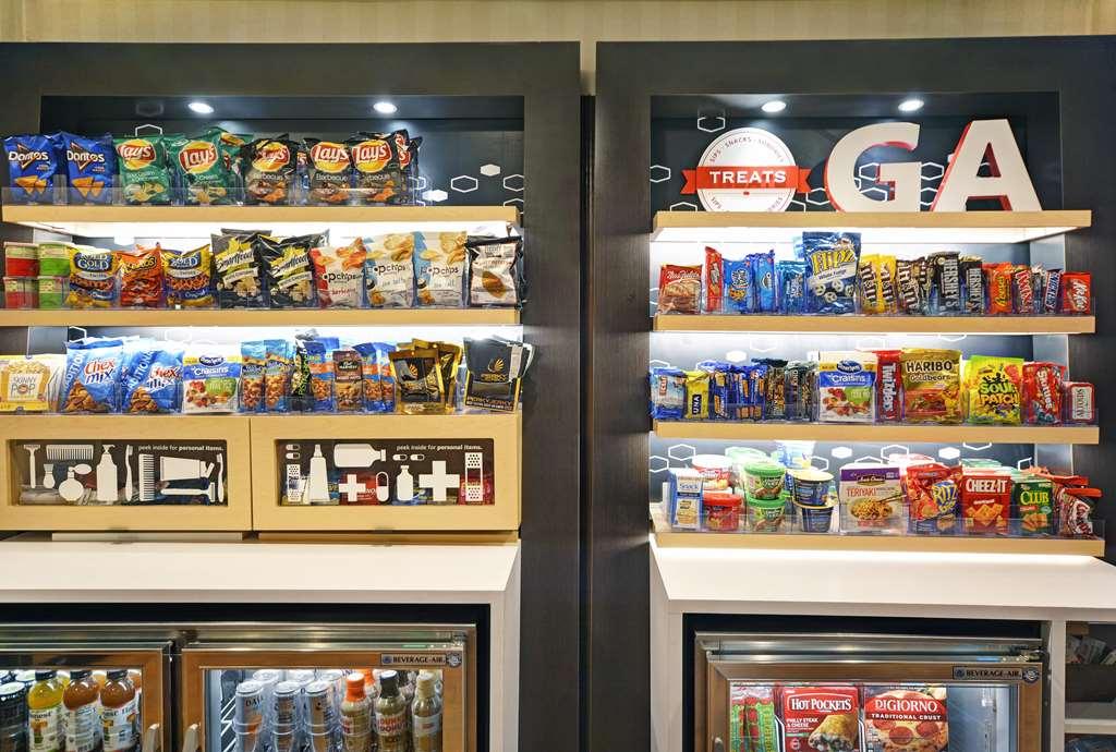 Hampton Inn Athens Restaurant photo
