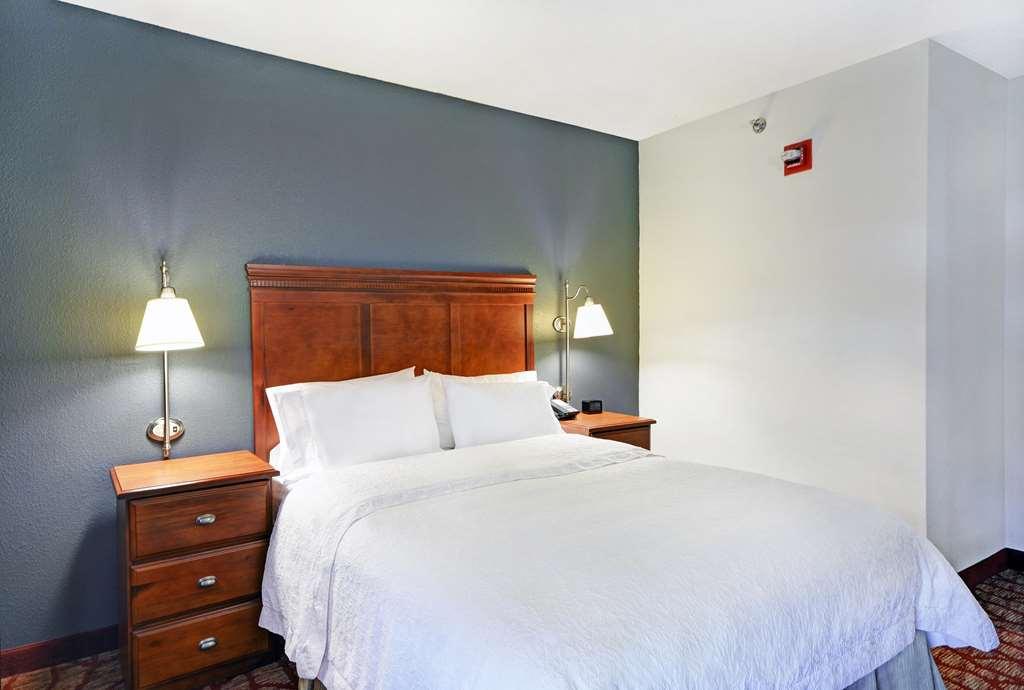 Hampton Inn Athens Room photo